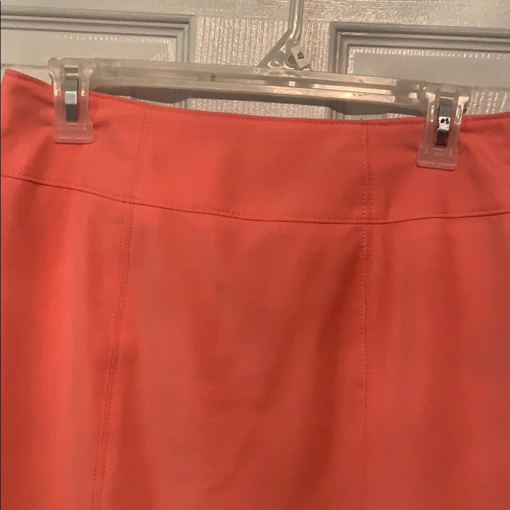 Skirts - Picture 7 of 8